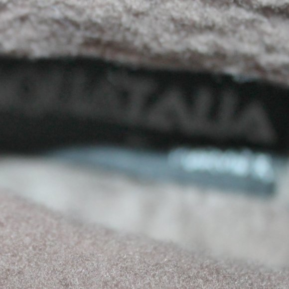 Aquatalia Italy Suede Zip Front Sherpa  Fur Lined Weatherproof Boots - Picture 2 of 9